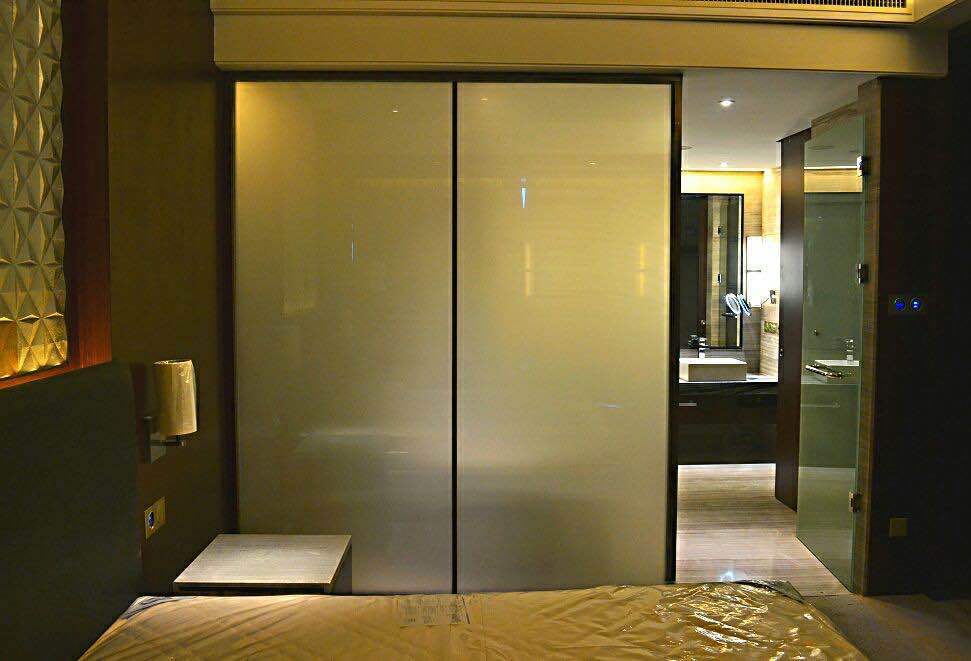 Smart Film install on bathroom